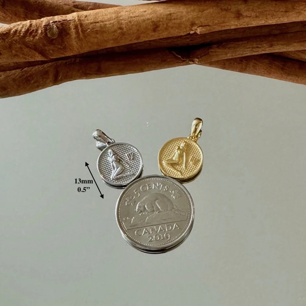 Gold and silver coin pendant necklace set, 13mm, perfect for minimalist style lovers, ideal for women and men.
