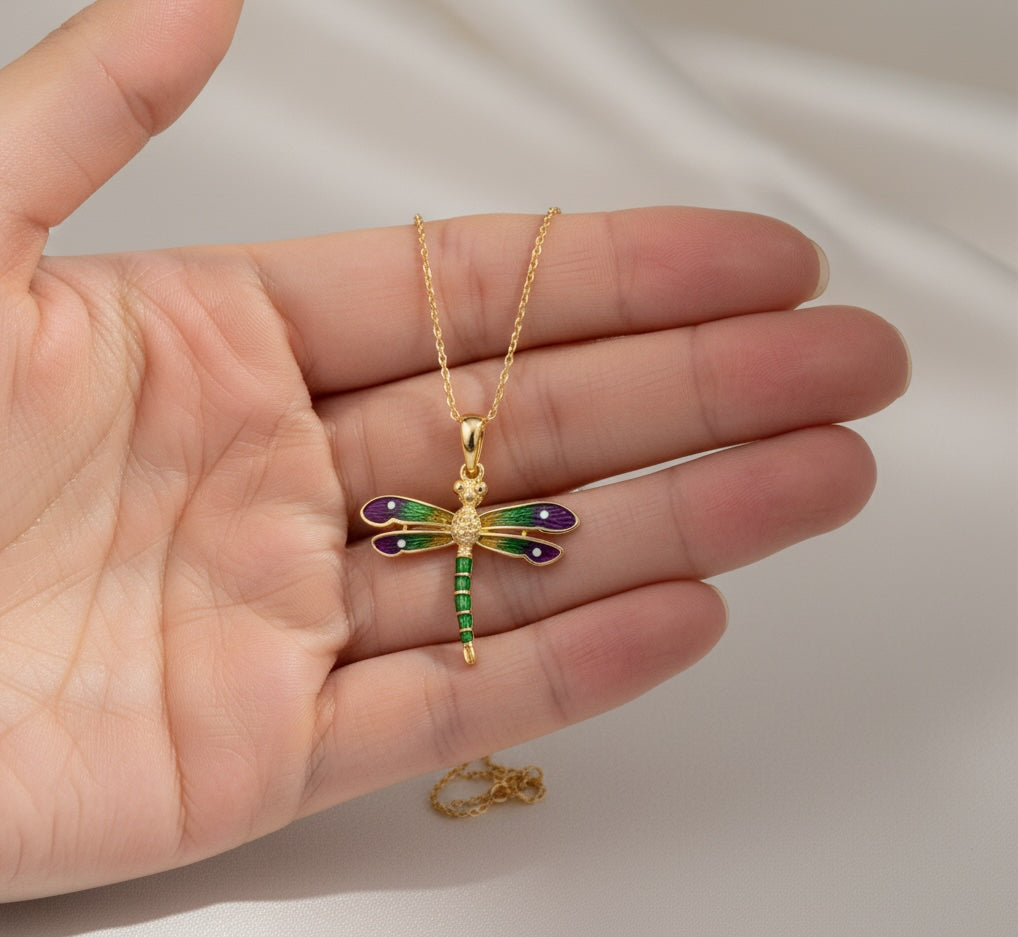 Enchanted Dragonfly Elegance Pendant - Solid Gold