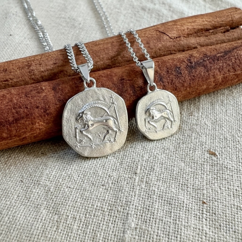 Stellar Signs Capricorn Necklace - Solid Gold Zodiac Pendant