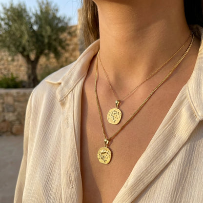 Stellar Signs Pisces Necklace - Solid Gold Zodiac Pendant