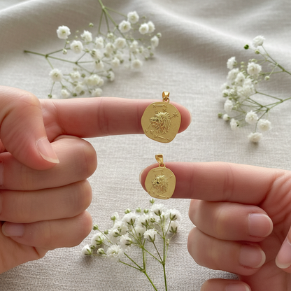 Stellar Signs Leo Necklace - Solid Gold Zodiac Pendant
