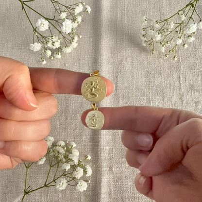 Stellar Signs Virgo Necklace - Solid Gold Zodiac Pendant