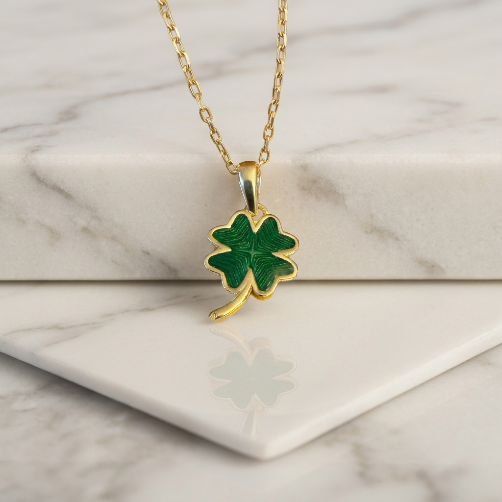 Emerald Elegance Clover Pendant - Silver