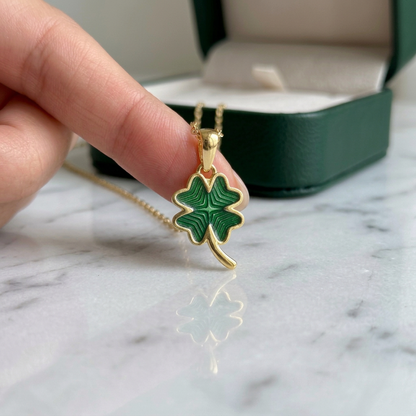 Emerald Elegance Clover Pendant - Silver