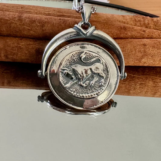Handcrafted silver zodiac pendant featuring a lion design, perfect for women seeking a vintage look for casual occasions.